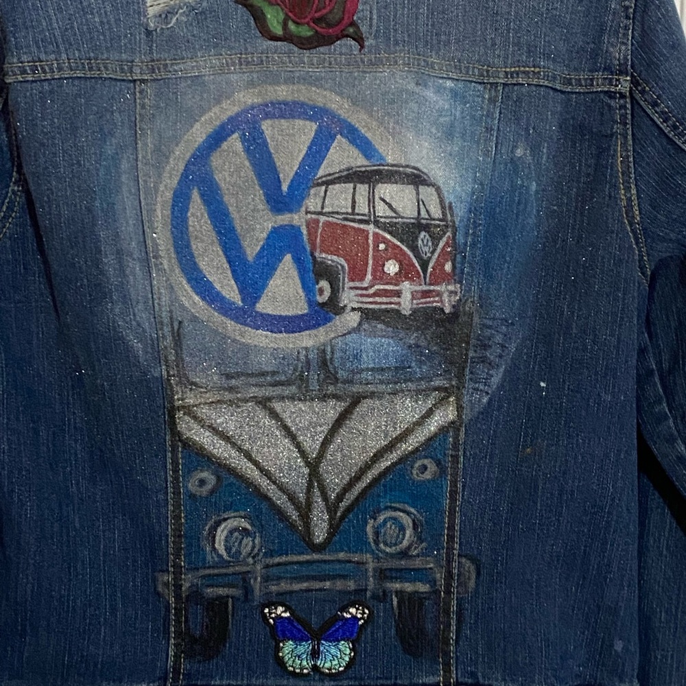 Custom Volkswagen denim jean jacket
60’s VW split window bus Beaded
